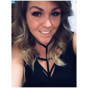 Meet your Posher, Stephanie